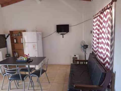 en ezeiza? depto a 5' TRANSFER IN OUT!!!!!