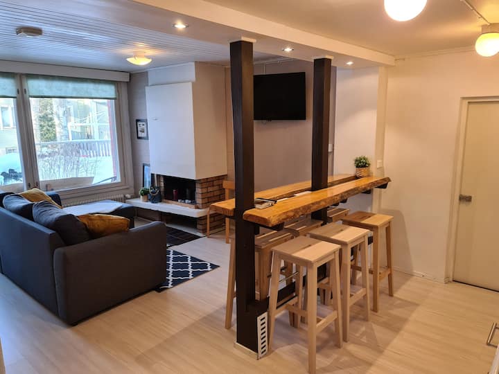 Tidy, 2017 renovated apartment near the center.