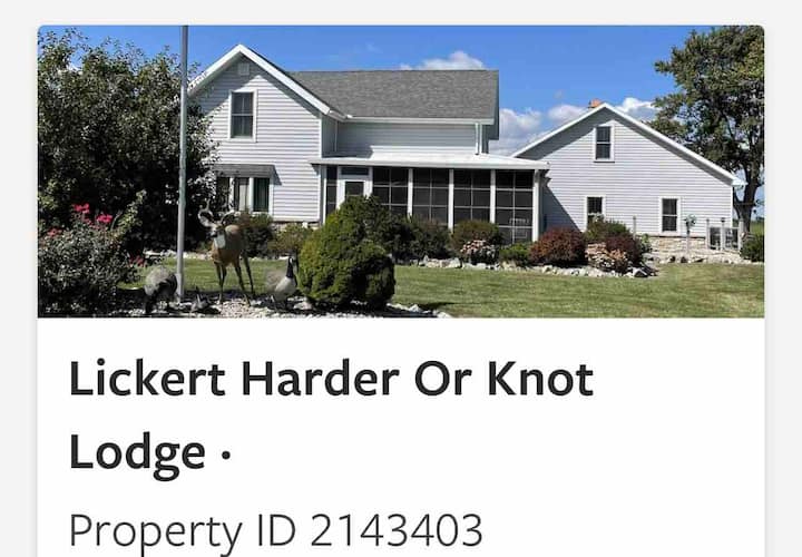 Lickert Harder Lodge Houses for Rent in Graytown, Ohio, United States