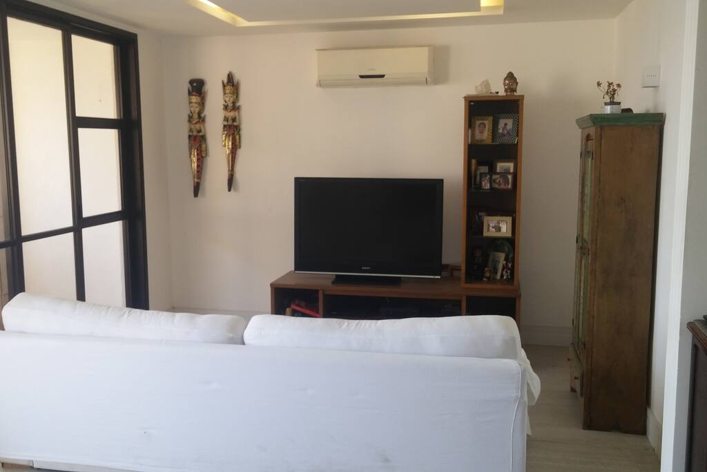 Tv room