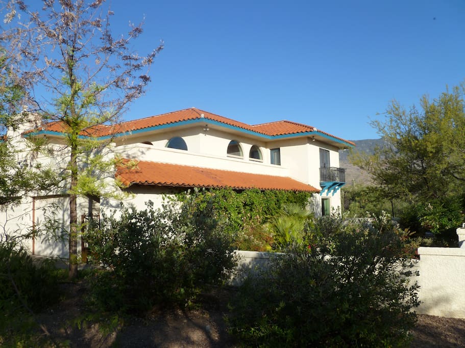 West side, view from street