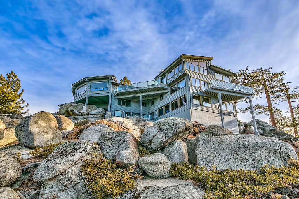 Beautiful Estate built into the side of the mountain!
