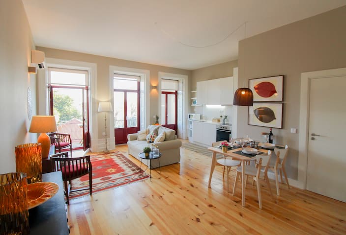 Century XIX Designer Flat with balcony