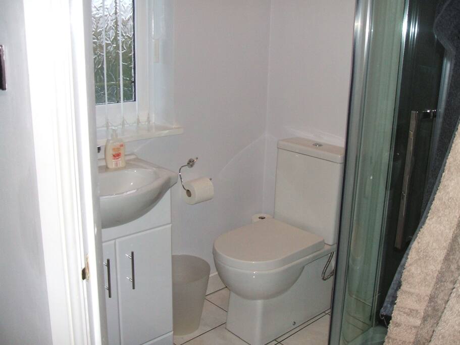 En-suite shower room