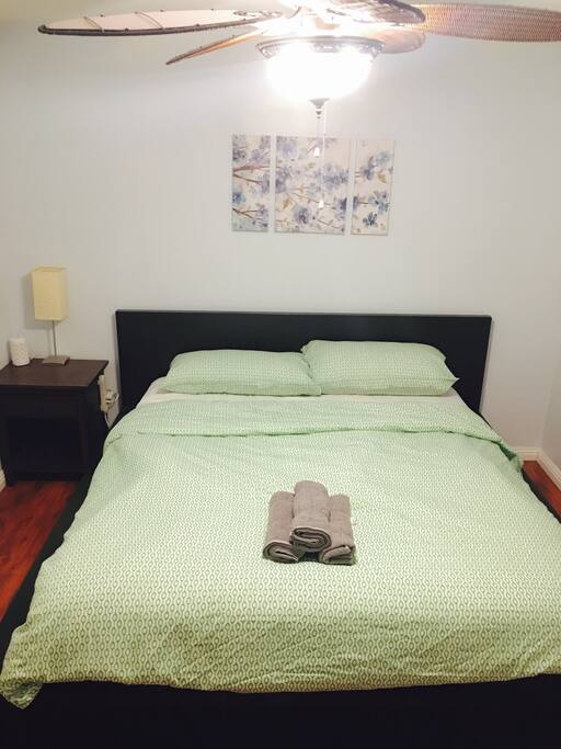 Clean & Comfy King-sized bed with storages