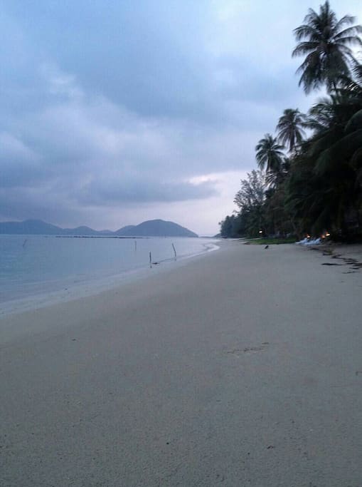 Laemsor beach