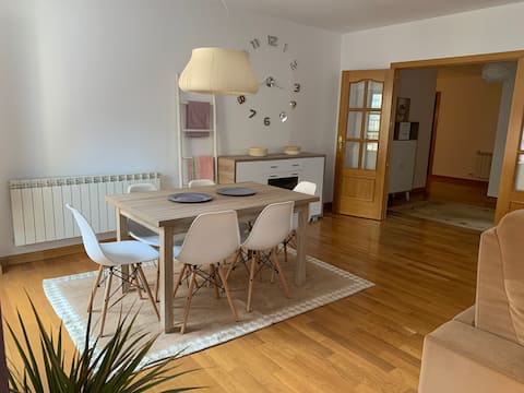 Successful Airbnb property: THE BALCONY OF THE OAK TREE in Ponferrada