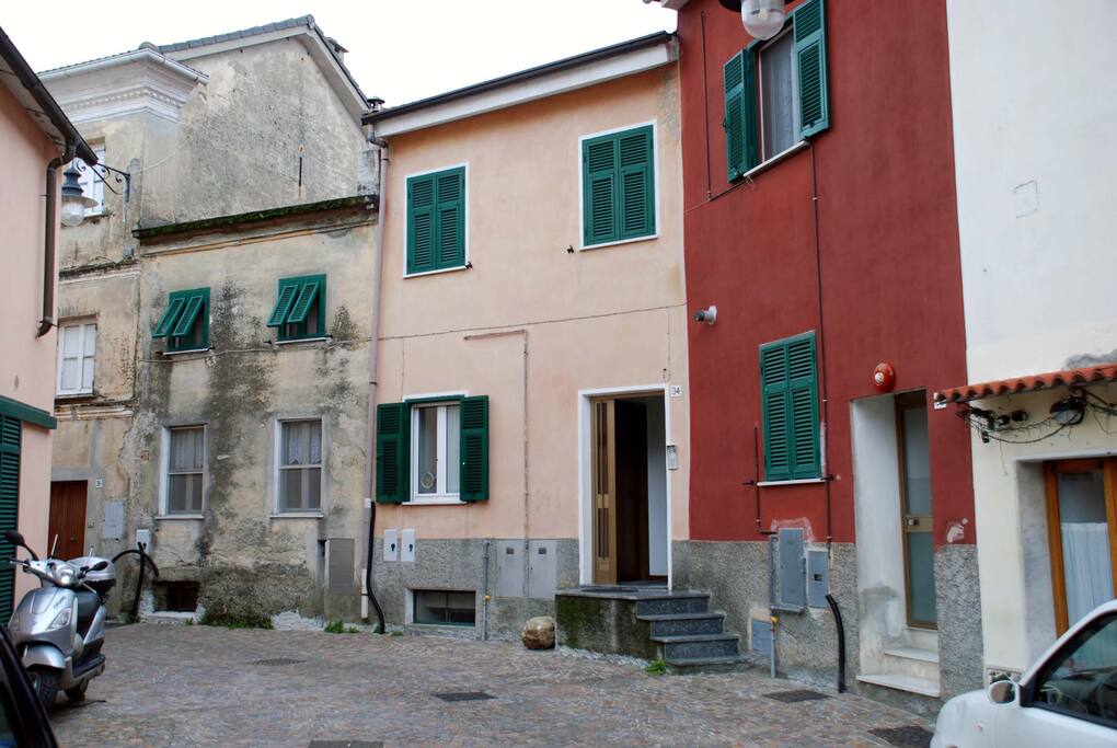 Lerca - via al Castello 34