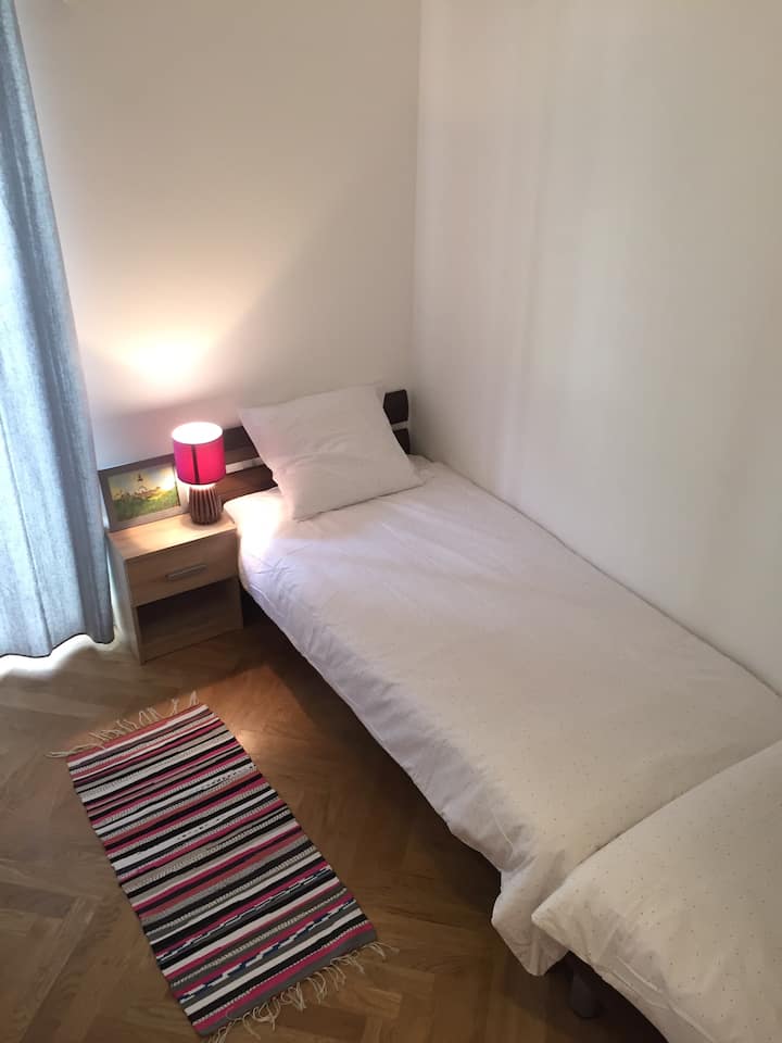 سريران مفردان