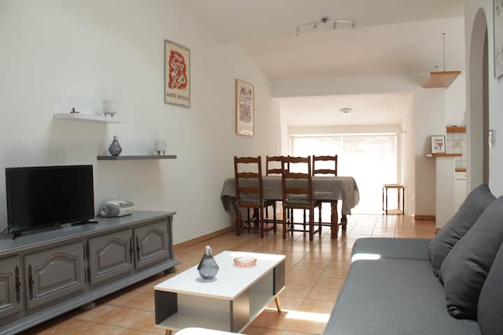 Large apartment in the heart of Ceret