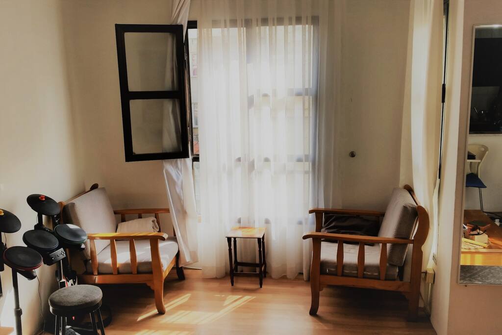 great corner for a coffee and conversation