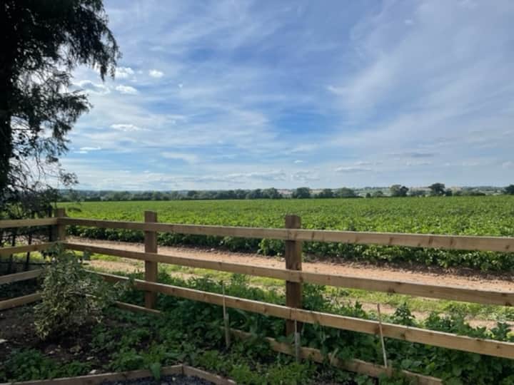 Top 9 Farm Stays Near Kenilworth, UK Updated 2024 Trip101