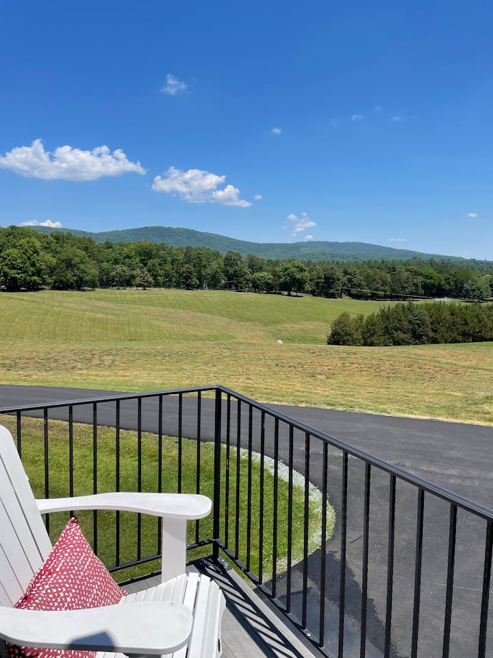 Cabin and House Vacation Rentals in Keswick Airbnb