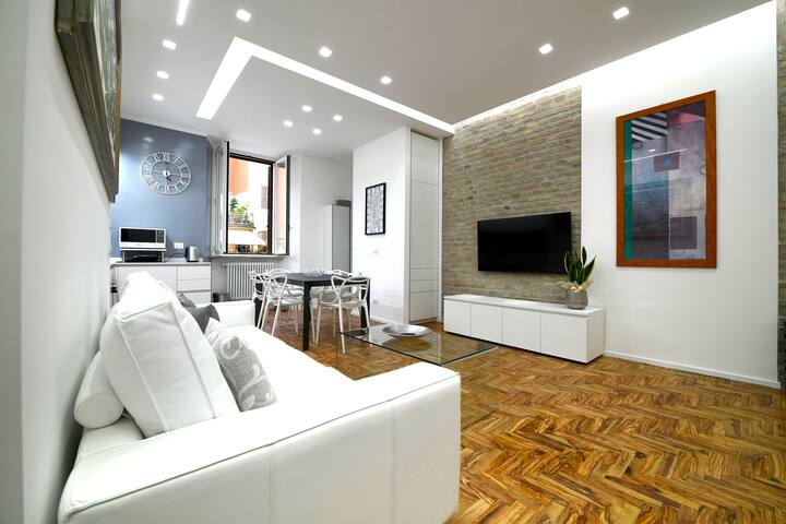 AMAZING APARTMENT a few steps from TERMINI STATION