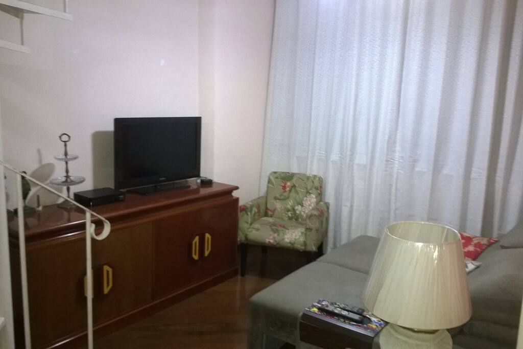 Sala Principal TV com cortina