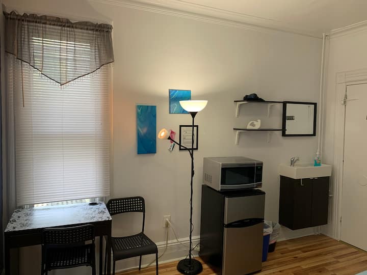 Lovely Room For Rent With Shared Bathroom - Jersey City, NJ