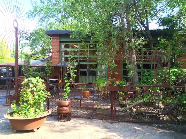 Nicollet Island Downtown Artist Loft Studio Islands for Rent in