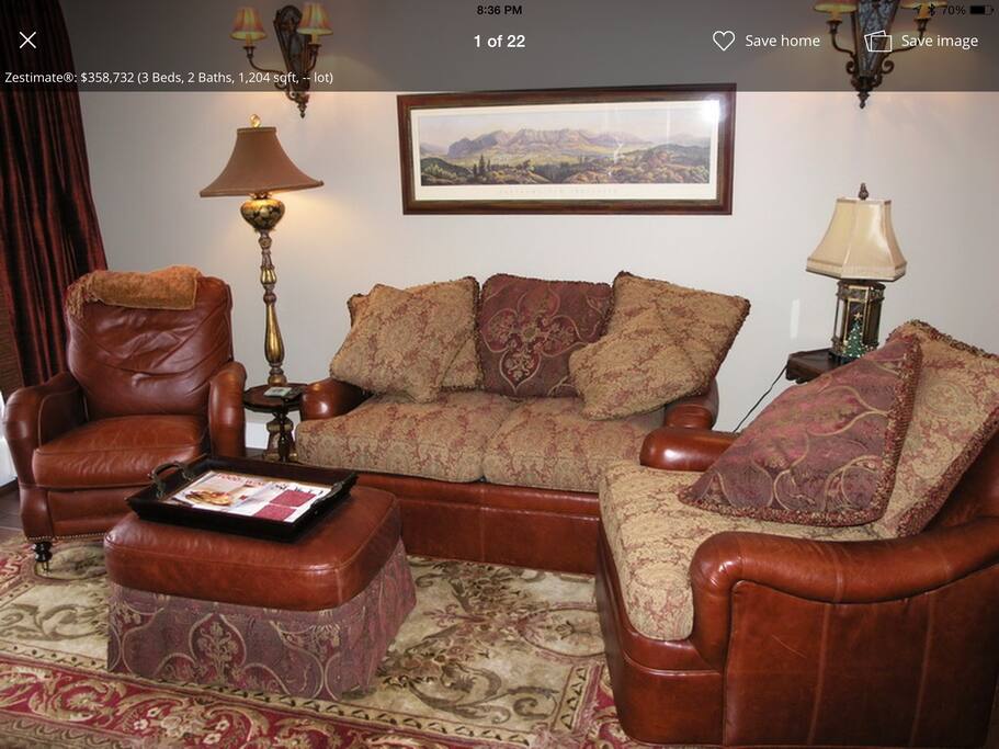 Living room with top of the line furnishings
