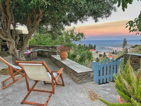 The Walnut Tree - Cycladic Getaway