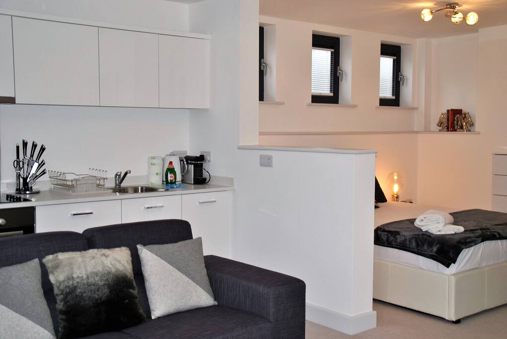 Fully Equipped kitchen with coffee machine