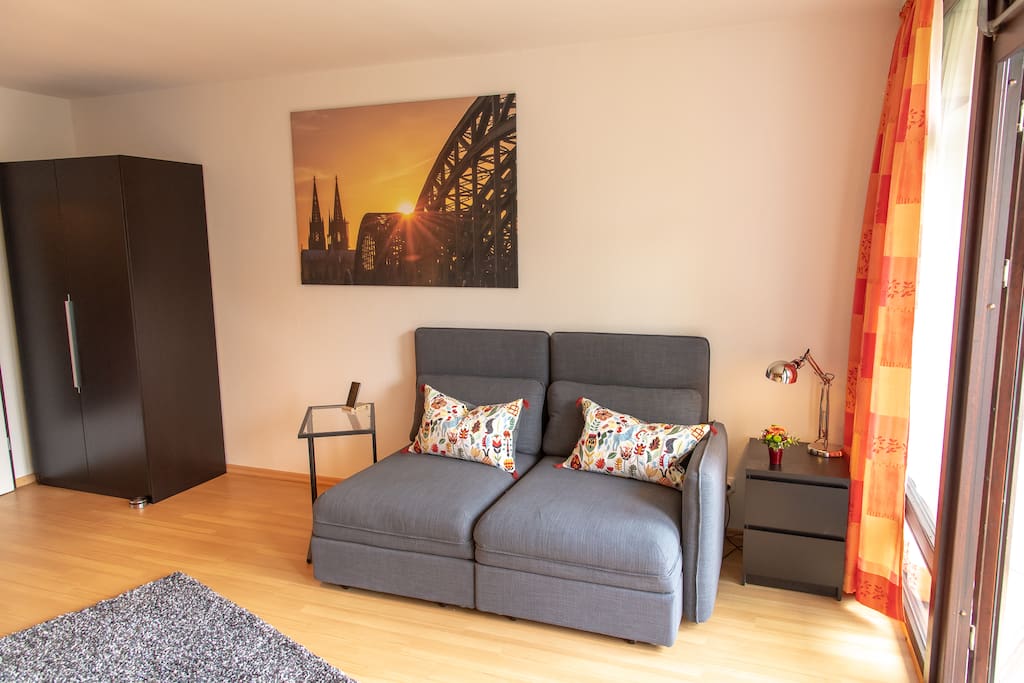 Warm und gemütlich - Wohn-Schlafzimmer
