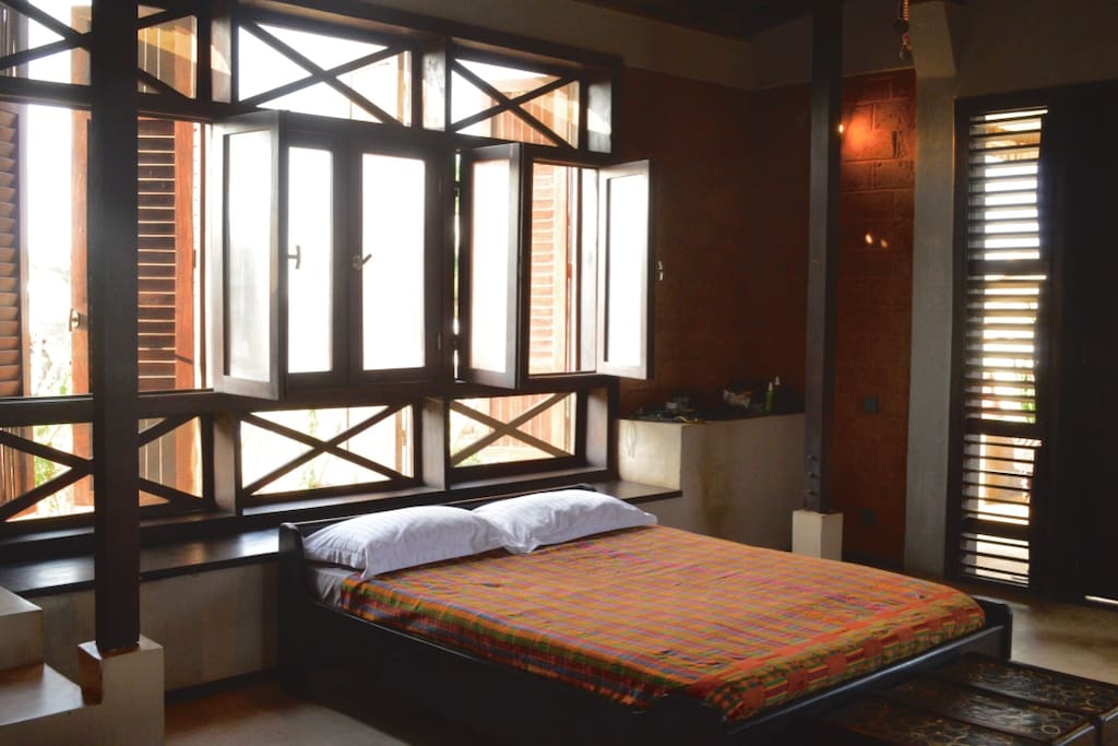 chambre secondaire suite, queen size bed