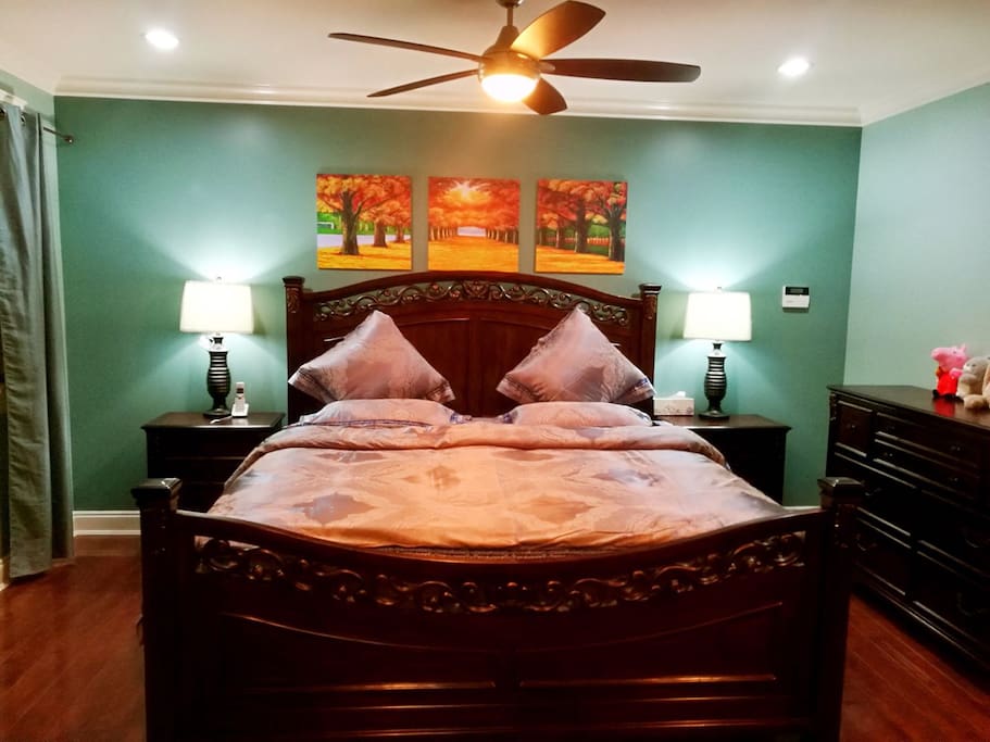 Master Bedroom (king size Bed) on 2nd FL