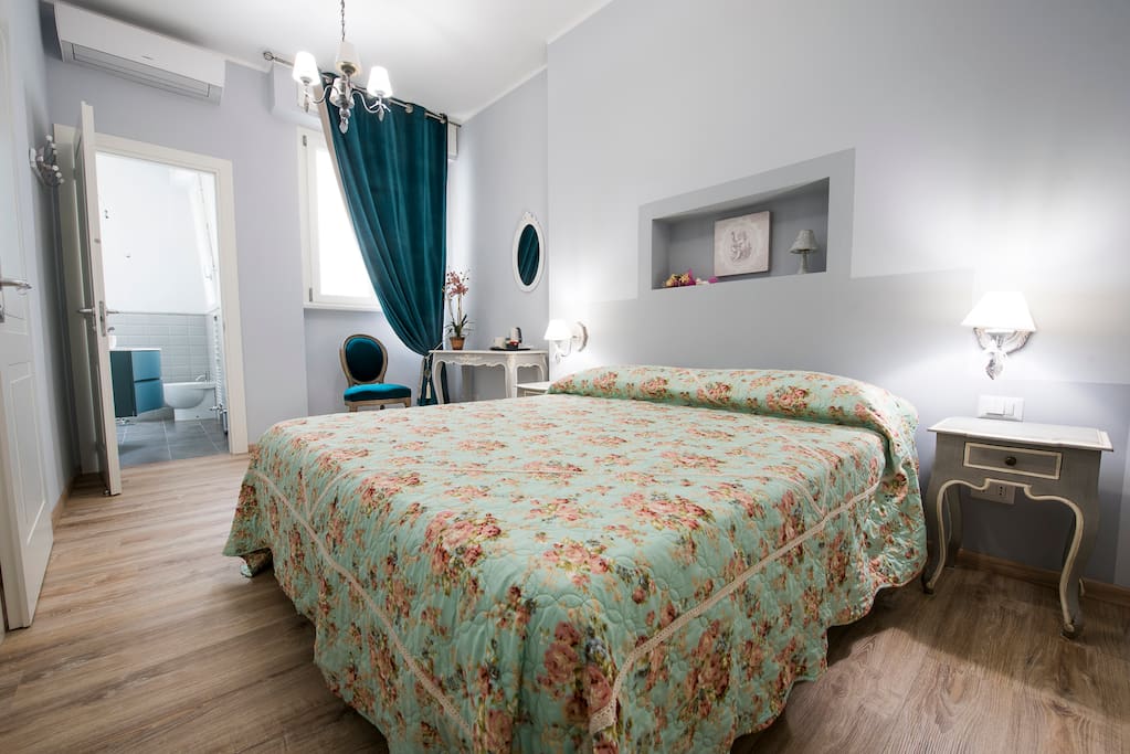 Bedroom number 1 : main view