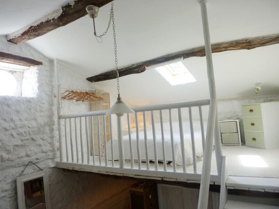 Mezzanine sleeping area. Double bed.