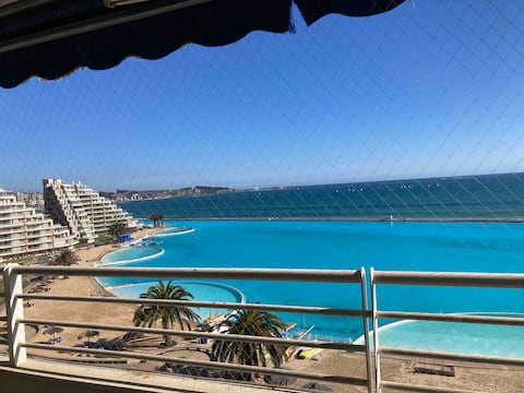 Top performing Airbnb: San Alfonso, 4 bedrooms, spectacular view. in Algarrobo
