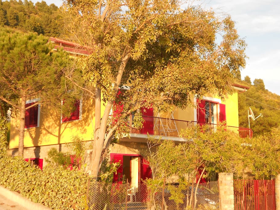 Vista esterna villetta