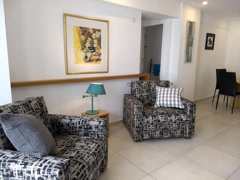 Top Airbnb: 2 to 4 people, next to the sea and downtown en La Perla
