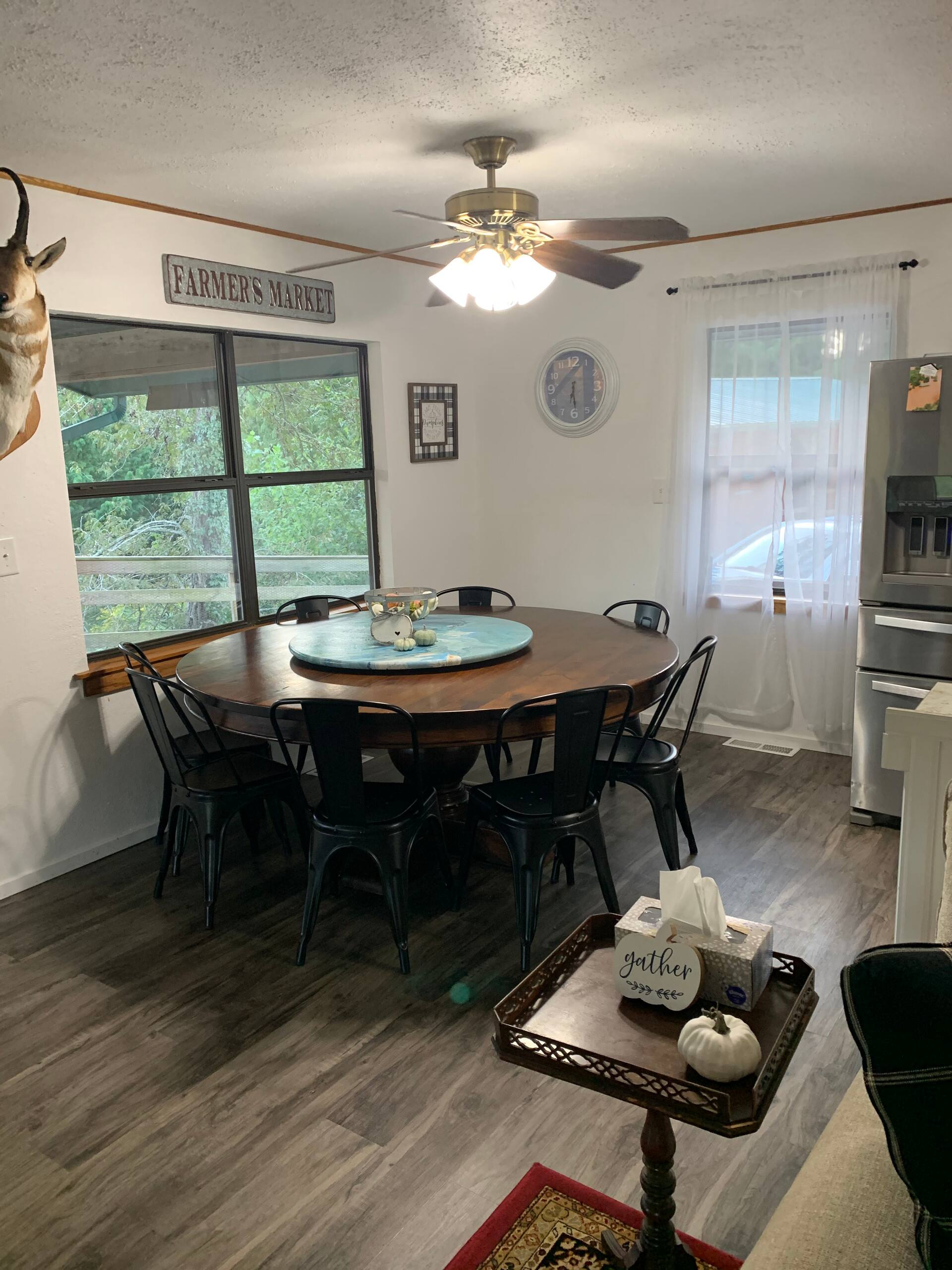 Cabin Right on Current River, conveniently located close to town. — zdjęcie 4