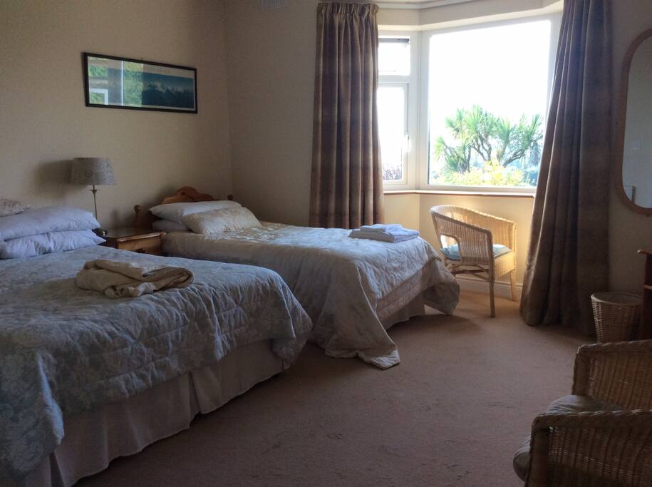 Triple room with ensuite