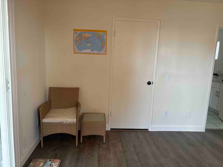 幸福之屋 Happy Room - Ontario, CA