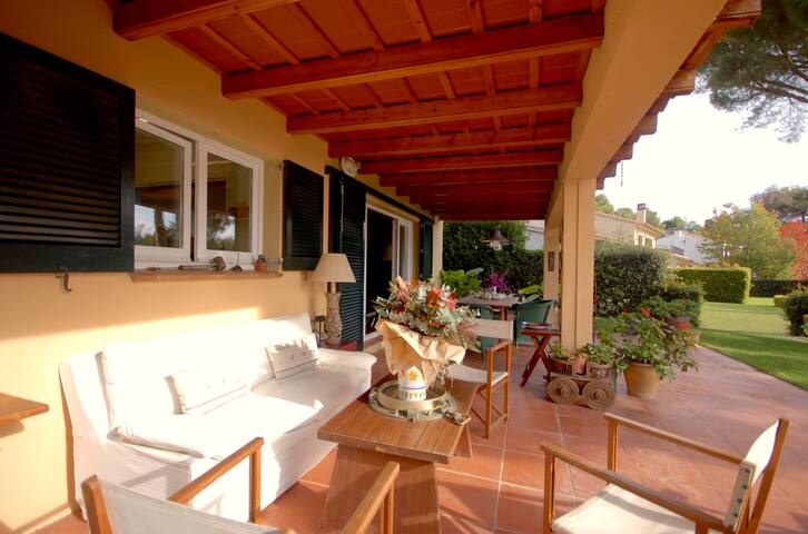 LOVELY GARDEN HOUSE in MAR MENUDA gallery image 3