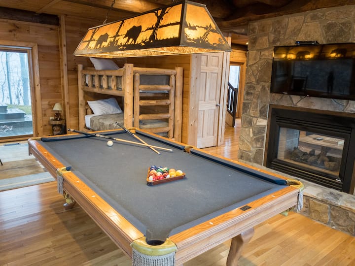 Fontana View 2 Biliardový stôl a krb