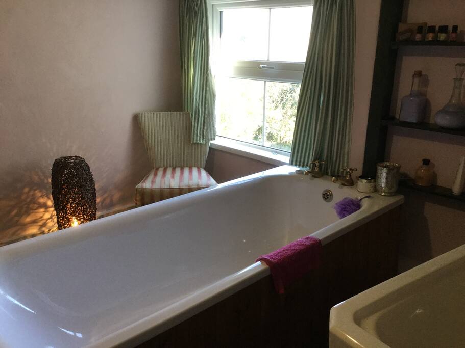 Ensuite for Foxglove