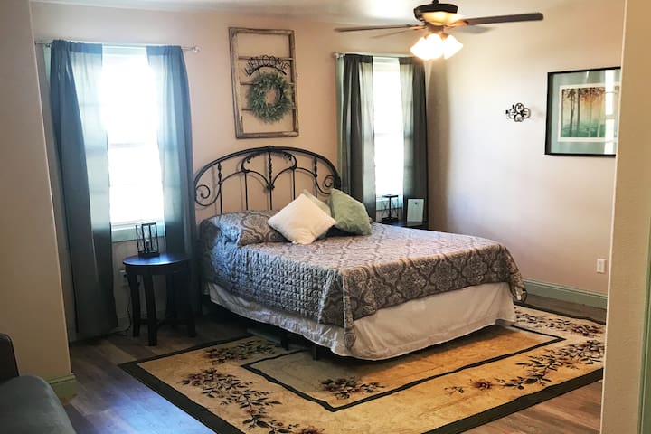 Sierra Vista Guest Suite