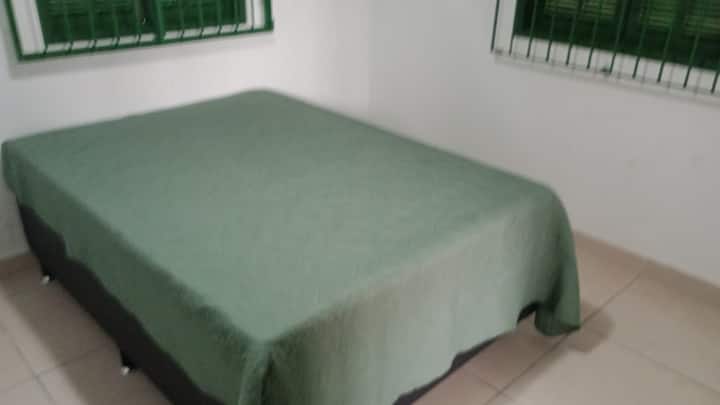 חדר שינה 1 - מרפסת/חוף ונוף צדדי