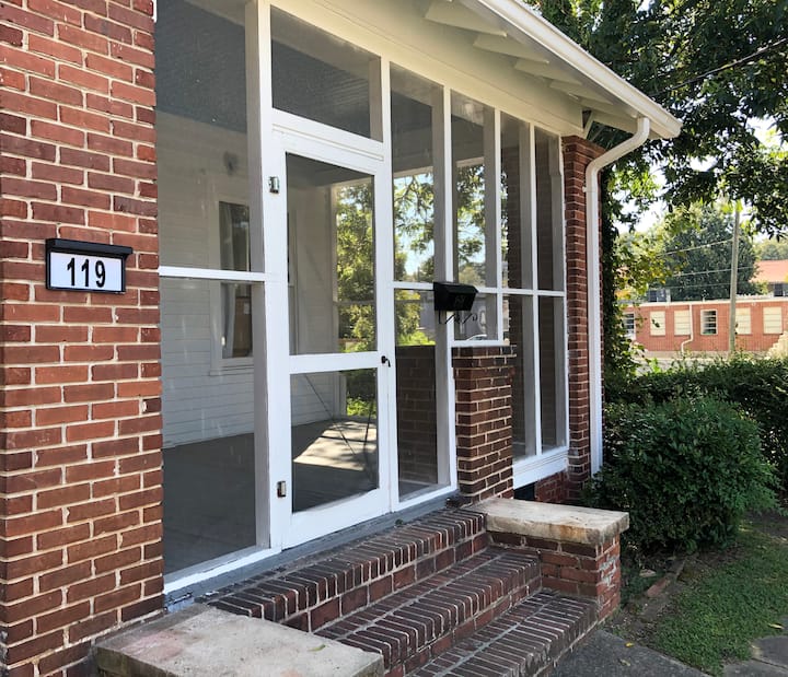 17 Best Airbnb Vacation Rentals In Decatur, Updated 2024