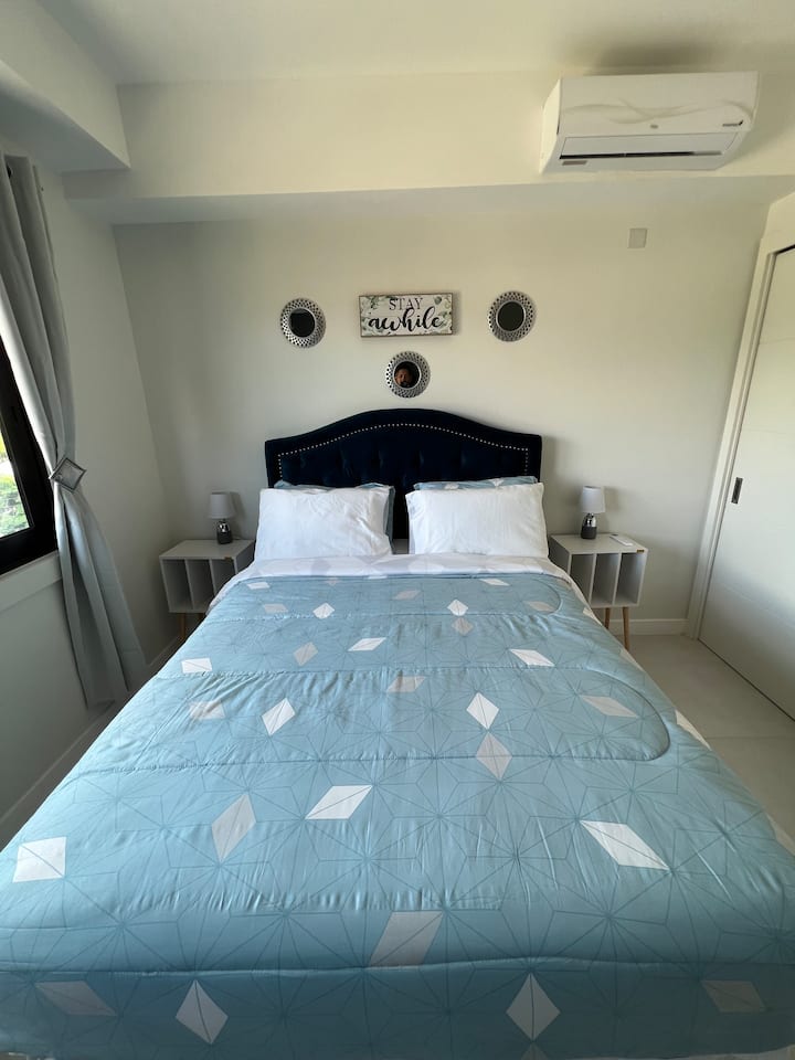 Queen-Size-Bett