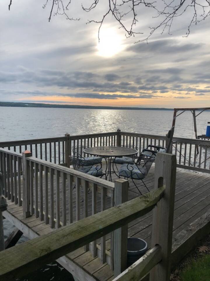 Top 12 PetFriendly Airbnb Vacation Rentals In Finger Lakes, New York