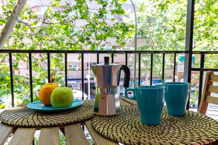 ATOCHA DELUXE – amplio y luminoso, 3 hab, 2 baños gallery image 2