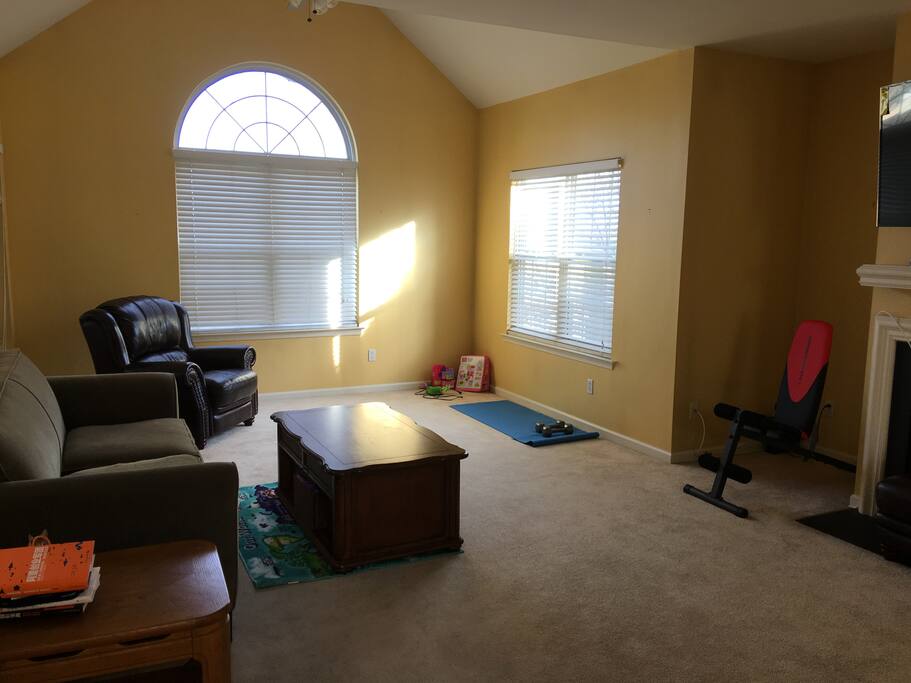 TV ROOM