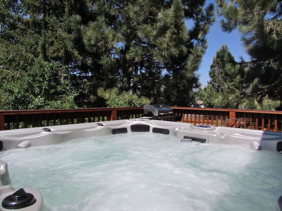 Private Outdoor Hot Tub