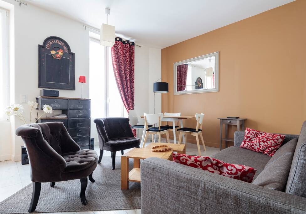 Un salon chaleureux