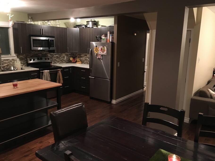 Dining & Kitchen
