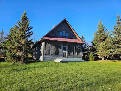 Brickyard Lakeside Retreat