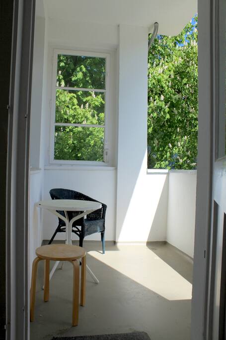 balcony